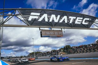 Race, Start
