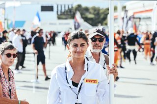 Gridwalk, Race
