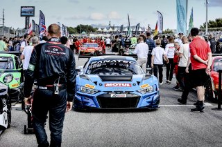 Gridwalk, Race
