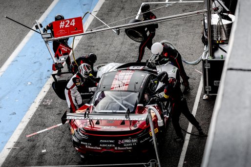 #24 - Car Collection Motorsport - Alex FONTANA - Ivan JACOMA - Niki LEUTWILER - Porsche 911 GT3 R (992) - PRO-AM, Race
 | © SRO / Patrick Hecq Photography