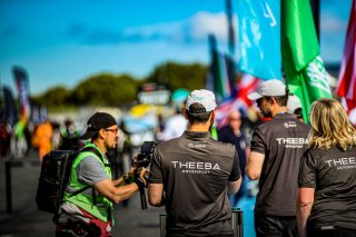 #81 - Theeba Motorsport - Alain VALENTE - Reema JUFFALI - Ralf ARON - Mercedes-AMG GT3 - BRONZE, Ambiance, GTWC, Grid Walk, Race
