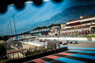 Race, Start
