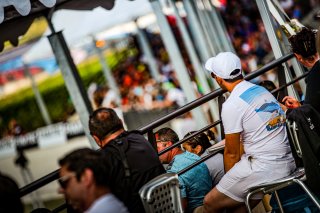 Ambiance, Race
