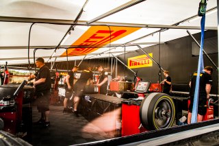 Paddock, Pirelli
