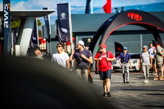 Ambiance, Paddock
