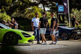 Ambiance, Paddock
