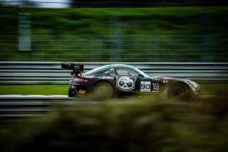 #90 - Madpanda Motorsport - Jesse SALMENAUTIO - Ezequiel PEREZ COMPANC - Mercedes-AMG GT3 - SILVER
