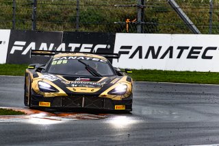 #112 - JP Motorsport - Norbert SIEDLER - Patryk KRUPINSKI - McLaren 720S GT3 EVO - GOLD, Pre-Qualifying
