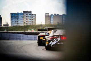 #30 - Team WRT - Calan WILLIAMS - Niklas KRÜTTEN - BMW M4 GT3 - GOLD
