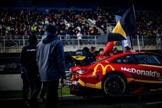 #31 - Team WRT - Jean Baptiste SIMMENAUER - Thomas NEUBAUER - BMW M4 GT3 - PRO, Grid Walk
