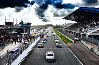 Race 1
