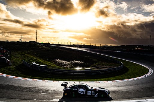 #90 - Madpanda Motorsport - Jesse SALMENAUTIO - Ezequiel PEREZ COMPANC - Mercedes-AMG GT3 - SILVER, Qualifying 2
 | © SRO / Patrick Hecq Photography