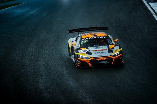 #10 - Boutsen VDS - Adam ETEKI - Cesar GAZEAU - Audi R8 LMS GT3 EVO II - GOLD
 | © SRO - TWENTY-ONE CREATION | Jules Benichou