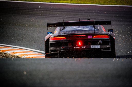 #99 - Tresor Attempto Racing - Alex AKA - Lorenzo PATRESE - Audi R8 LMS GT3 EVO II - SILVER
 | © SRO - TWENTY-ONE CREATION | Jules Benichou