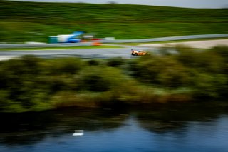 #68 - Nova Race - Erwin ZANOTTI - Alex FRASSINETI - Honda NSX GT3 - SILVER
