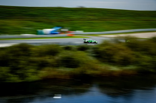 #54 - Dinamic GT - Christian ENGELHART - Adrien DE LEENER - Porsche 911 GT3 R (992) - PRO
 | © SRO - TWENTY-ONE CREATION | Jules Benichou