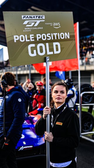 Grid Walk, Race 2
