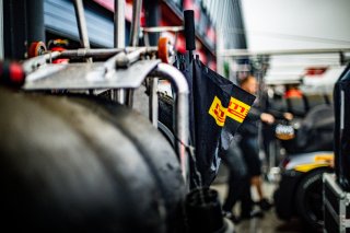 Partenaires, Pirelli
