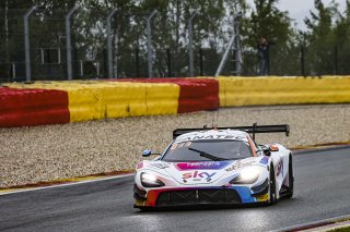 #93 - Sky Tempesta Racing - McLaren 720S GT3 EVO, Test Session
