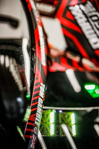 #7 - Inception Racing - McLaren 720S GT3 EVO, Pitlane, Test Session
