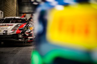 Pitlane, Test Session
