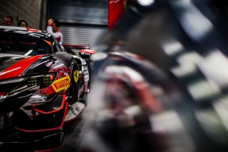 Pitlane, Test Session
