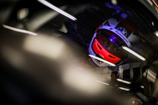 #32 - Team WRT - BMW M4 GT3, Pitlane, Test Session
