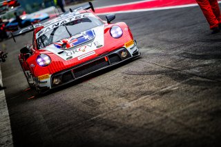 #23 - Grove Racing - Porsche 911 GT3 R (992), Pitlane, Test Session

