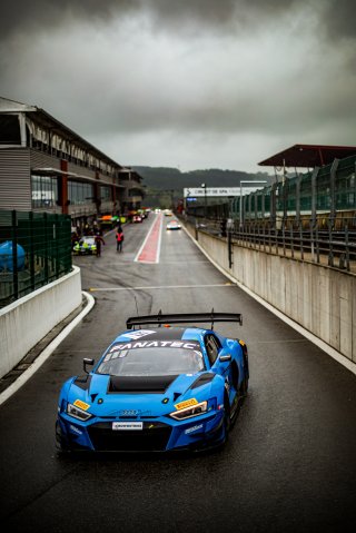 #25 - Sainteloc Junior Team - Audi R8 LMS GT3 EVO II, Pitlane, Test Session
 | © SRO - TWENTY-ONE CREATION | Jules Benichou