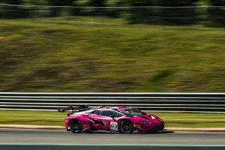 #83 - Iron Dames - Lamborghini Huracan GT3 EVO2, Test Session
