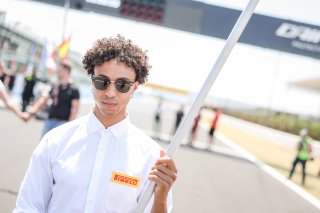 Grid Walk, Race 1
