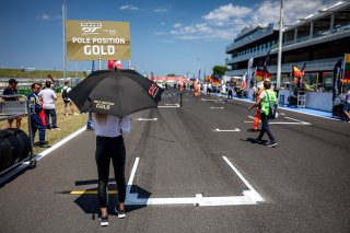 Grid Walk, Race 1
