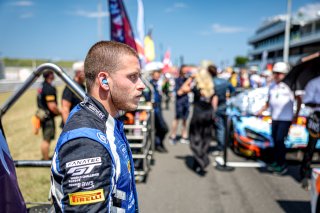 Grid Walk, Race 1
