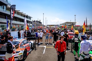 Grid Walk, Race 1
