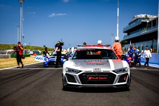 Grid Walk, Race 1

