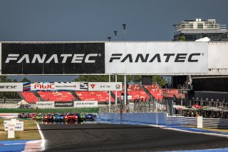 Race 2, Start
