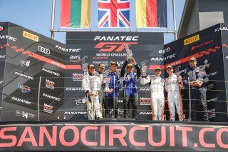 Podium, Race 2
