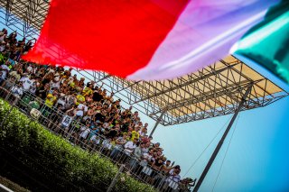 Ambiance, Grid Walk, Race 2
