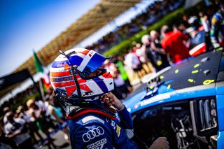 Grid Walk, Race 2
