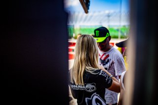 Ambiance, Pit Walk
