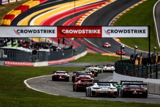 #66 - Tresor Attempto Racing - Andrey MUKOVOZ - Kikko GALBIATI - Dylan PEREIRA - Sean HUDSPETH - Audi R8 LMS GT3 EVO II - BRONZE, #87 - Mercedes AMG Team Akkodis ASP - Lorenzo FERRARI - Thomas DROUET - Maximilian GÖTZ - Mercedes-AMG GT3 - PRO, Race
