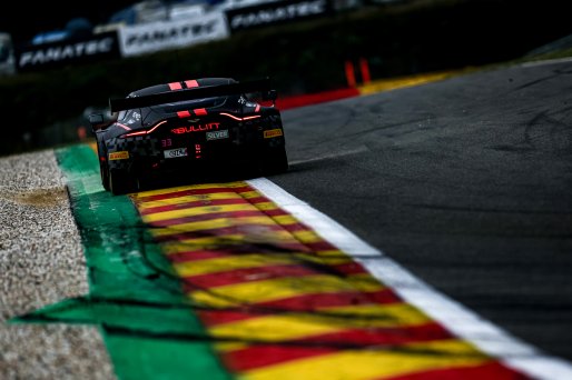 #33 - Bullitt Racing - Jeff KINGSLEY - Jacob RIEGEL - Romain LEROUX - Ruben DEL SARTE - Aston Martin Vantage AMR GT3 - SILVER, Race
 | © SRO / Kevin Pecks 1VIER