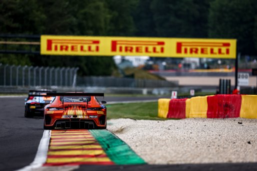 #75 - SunEnergy1 Racing - Adam OSIEKA - Chaz MOSTERT - Martin KONRAD - Nicky CATSBURG - Mercedes-AMG GT3 - PRO-AM (*), Race
 | © SRO / Kevin Pecks 1VIER