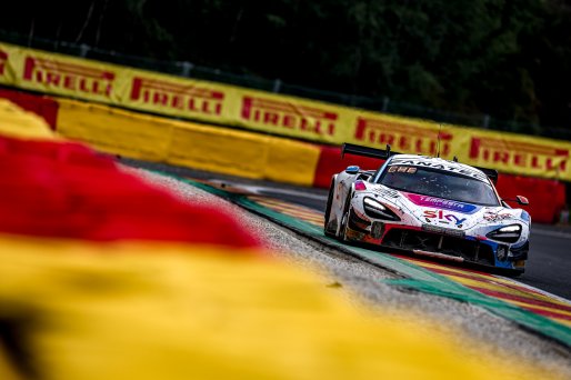 #93 - Sky Tempesta Racing - Eddie CHEEVER - Jonathan HUI - Chris FROGGATT - Jeffrey SCHMIDT - McLaren 720S GT3 EVO - BRONZE (*), Race
 | © SRO / Kevin Pecks 1VIER