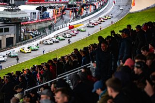 Ambiance, Race

