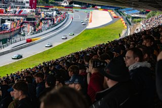 Ambiance, Race
