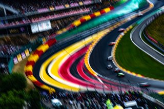 Ambiance, Race
