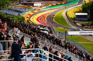 Ambiance, Race
