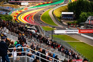 Ambiance, Race
