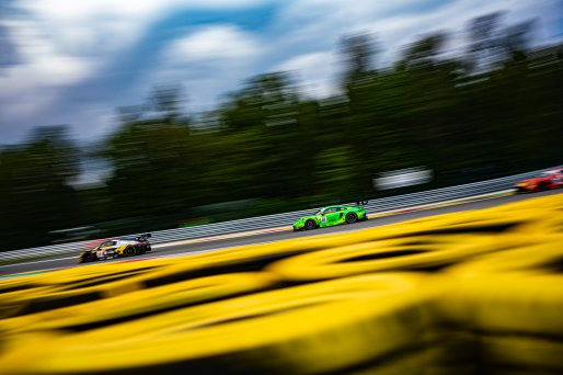 #92 - Manthey EMA - Laurens VANTHOOR - Kevin ESTRE - Julien ANDLAUER - Porsche 911 GT3 R (992) - PRO (*), CrowdStrike 24 Hours of Spa, Race 1
 | ©SRO/ JULES BEAUMONT